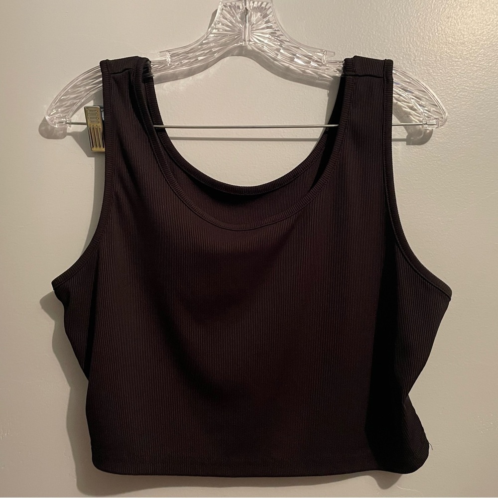 Black Women’s Cropped Tank Top Ribbed Size 2XL EUC Basic Neutral Stretchy Layer - Picture 3 of 9